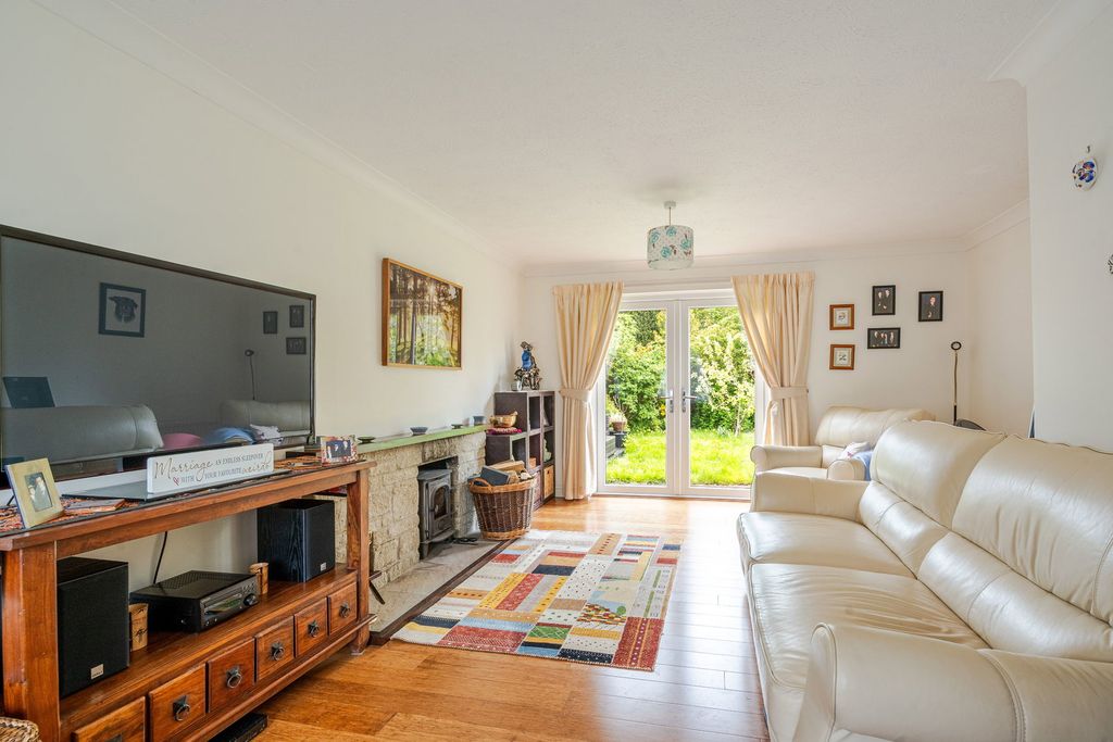 Property photo 3 of 15