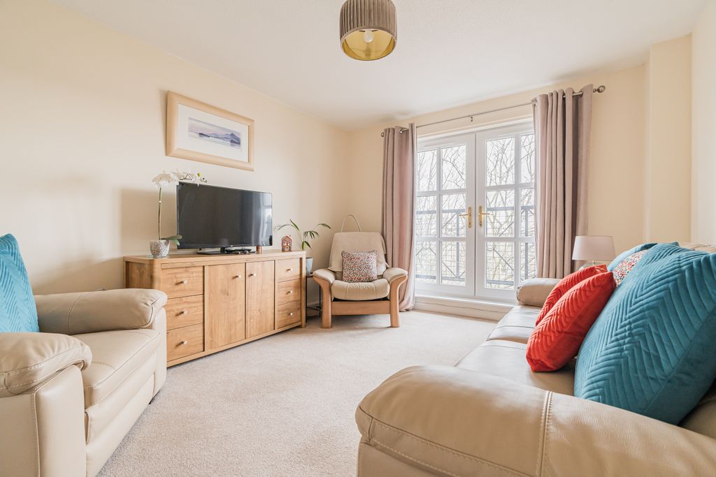 Property photo 2 of 24 Property Image 2