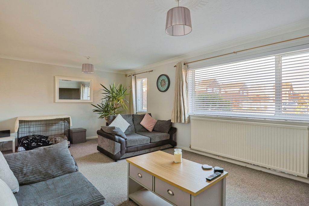 Property photo 3 of 18 Pbox-Img.Jpg