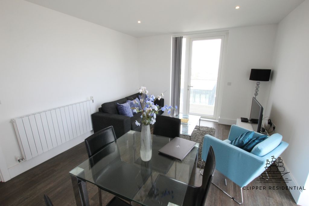 Property photo 3 of 14 Photo 3