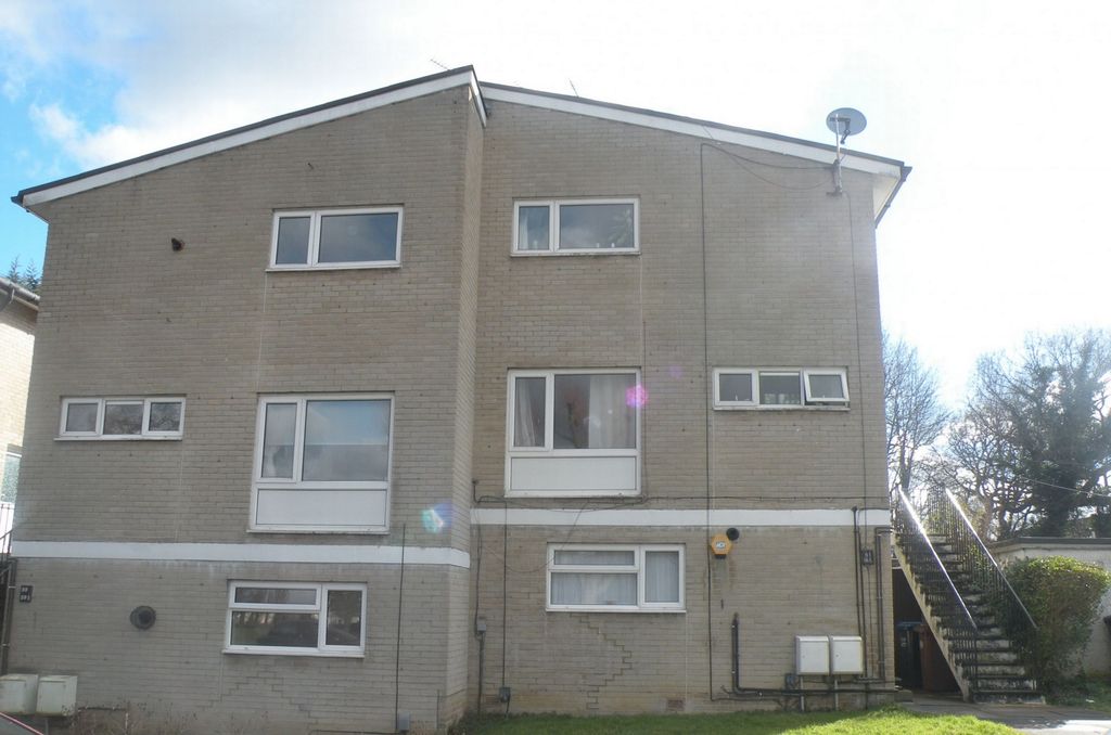 Property photo 1 of 10 Building