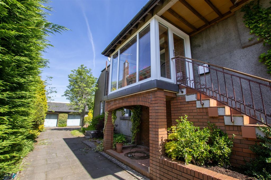 Property photo 2 of 24 External.Entrance.Jpg