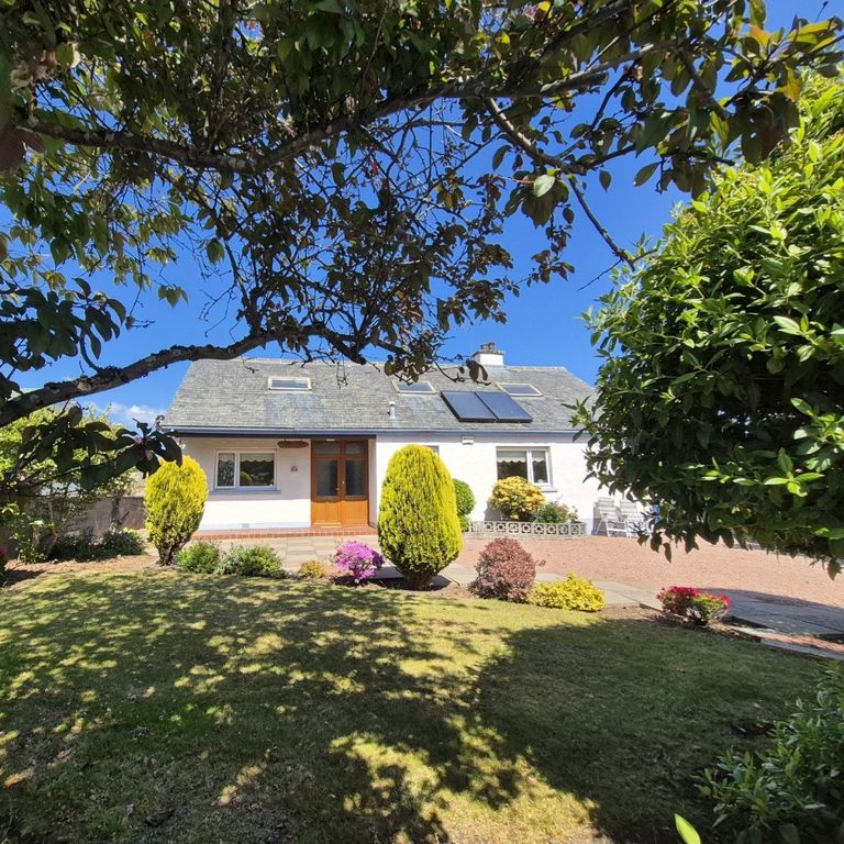 Property photo 1 of 16 Front