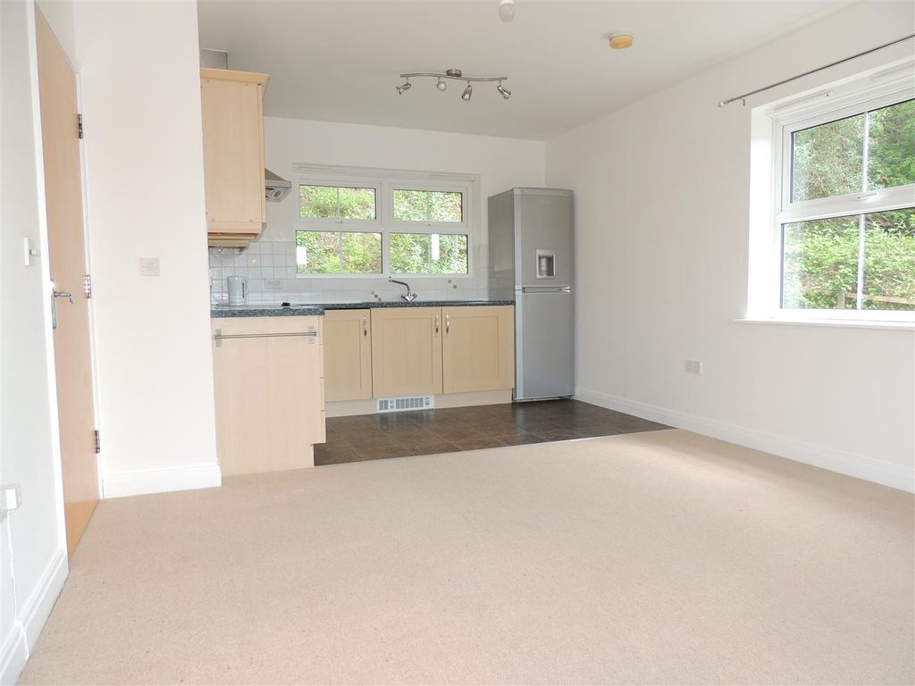 Property photo 3 of 10 Lounge/Diner/Kitchen