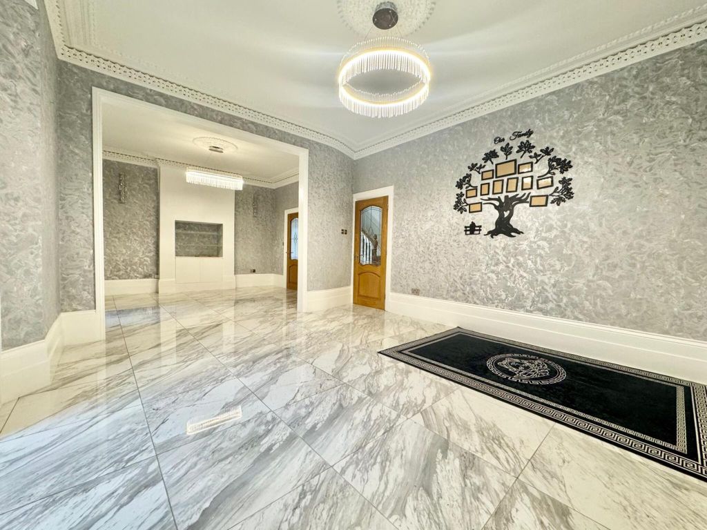 Property photo 1 of 36