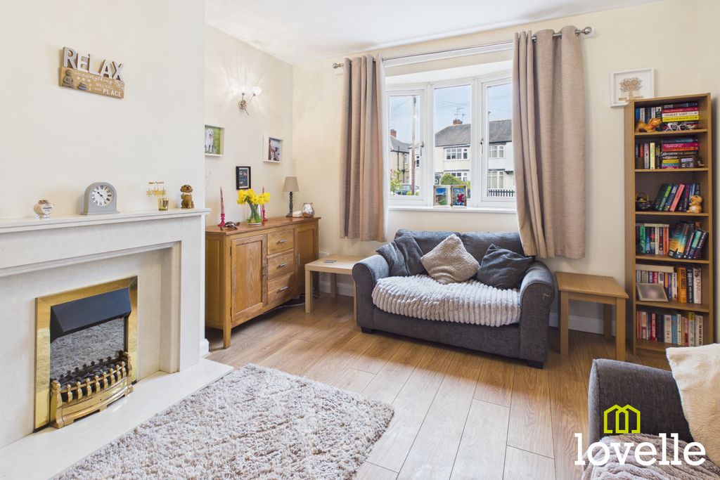 Property photo 2 of 18