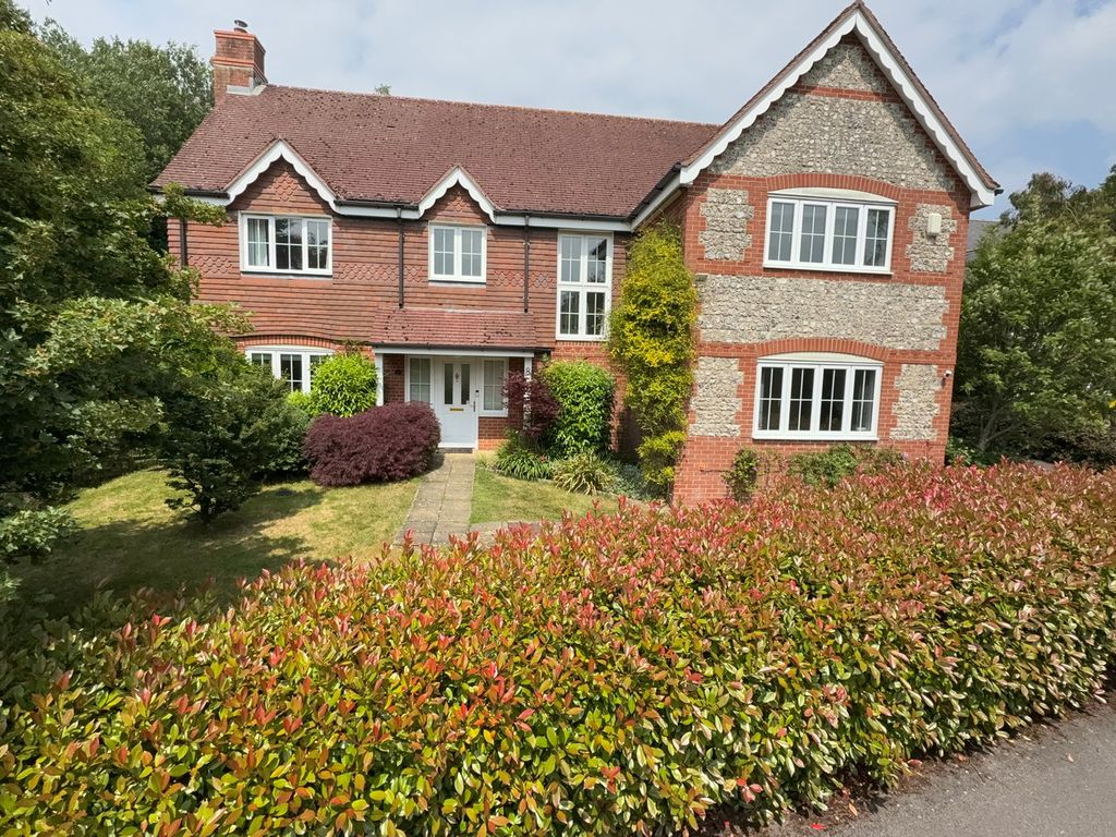 Property photo 1 of 25