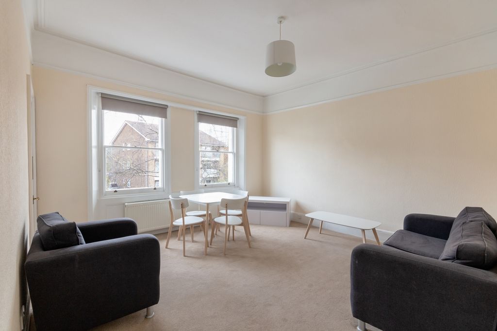 Property photo 2 of 10 Photo 6