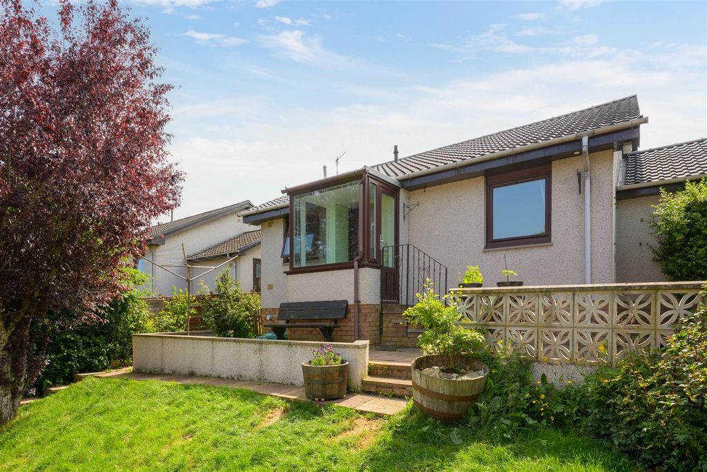 Property photo 1 of 19 S15.Jpg