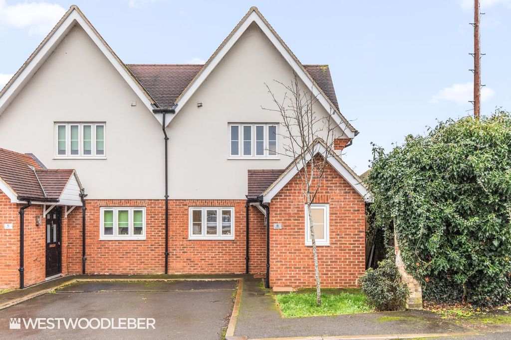 Property photo 1 of 25 Lloydplace_25.Jpg