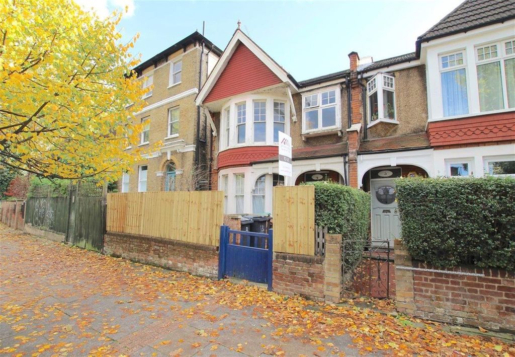 Property photo 1 of 7