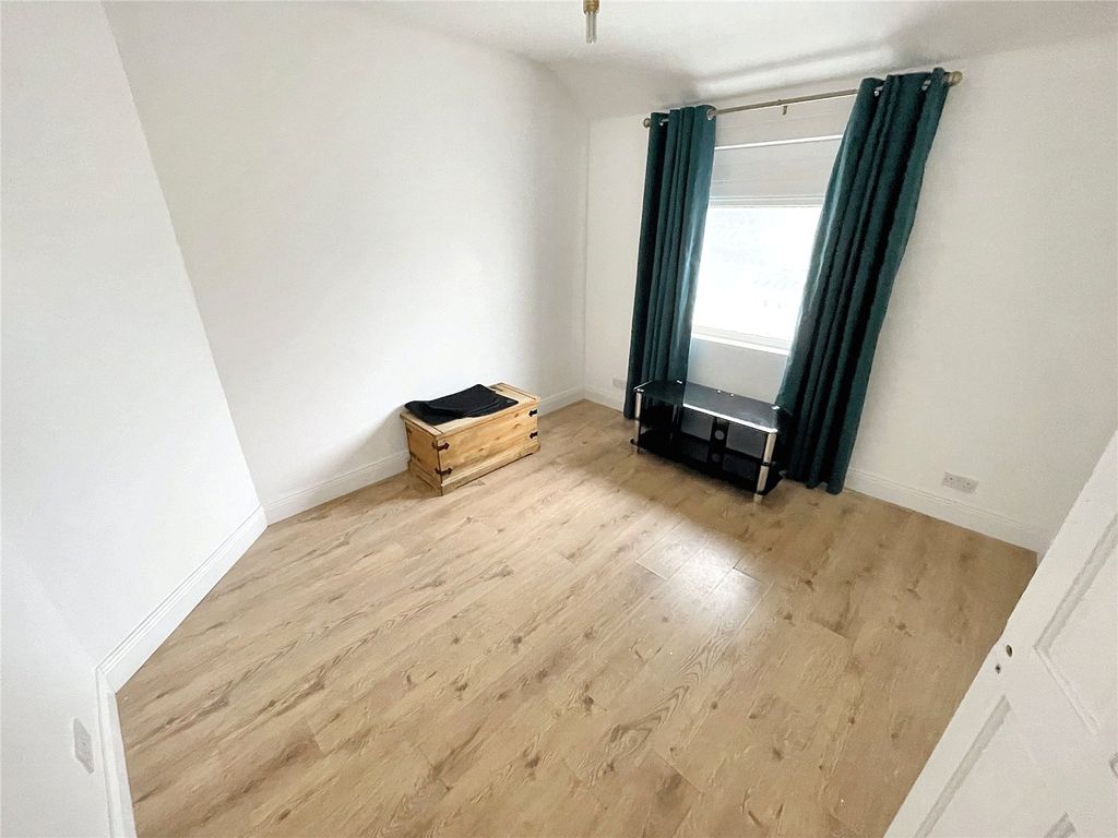 Property photo 2 of 12 Picture No. 02