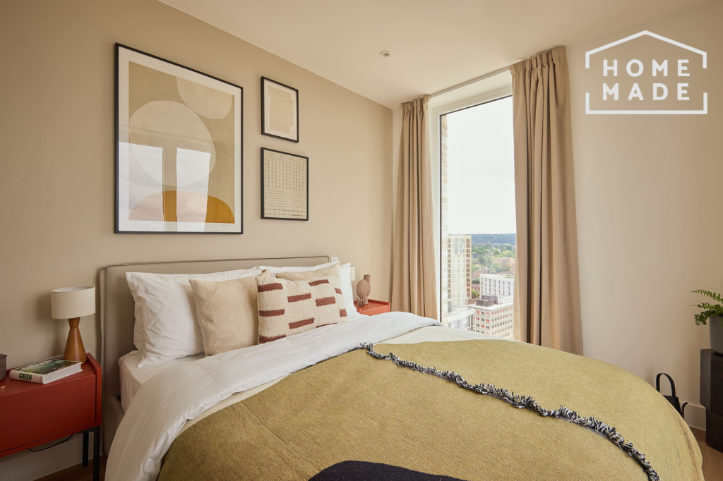 Property photo 2 of 32