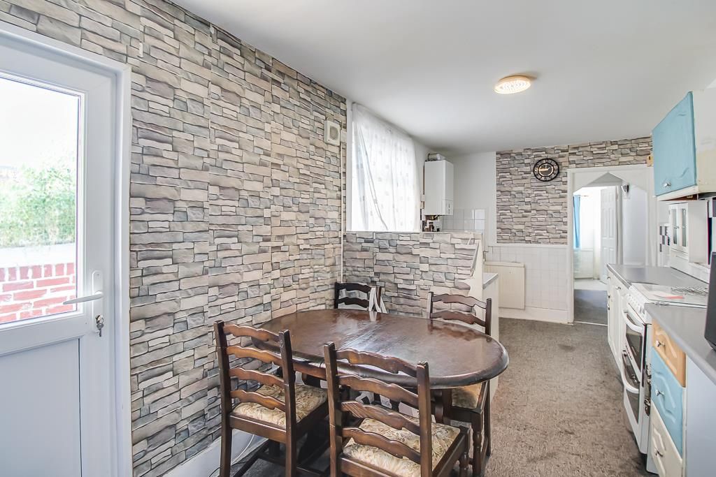 Property photo 3 of 11 Kitchen/Diner