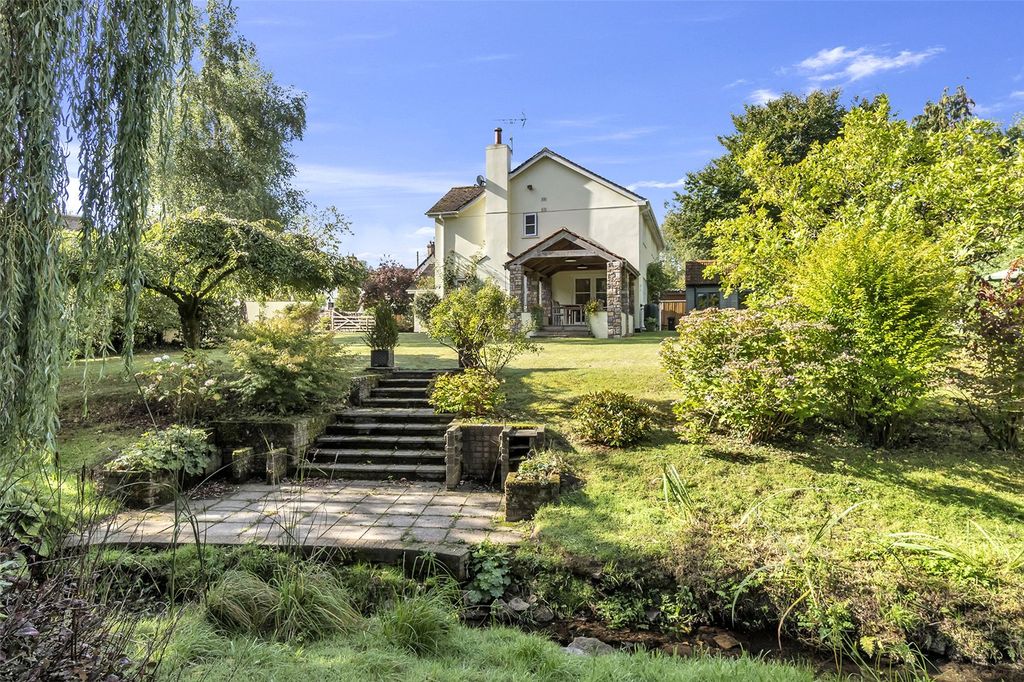 Property photo 2 of 45 Picture No. 35