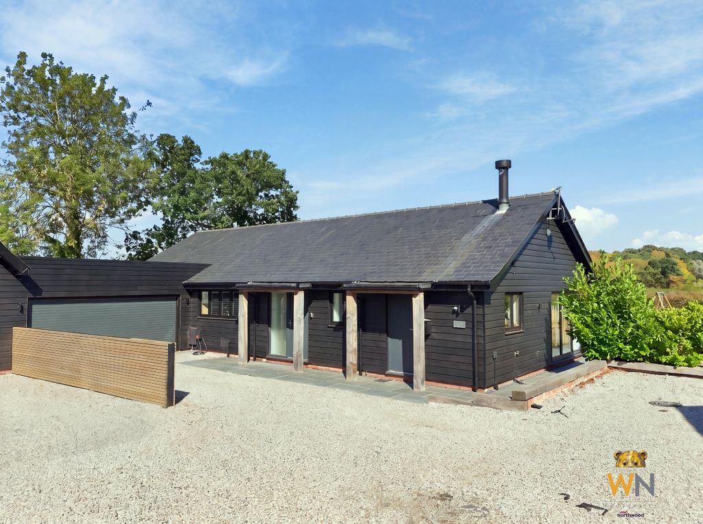 Property photo 1 of 30
