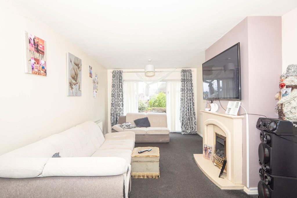 Property photo 2 of 22 Living /Dining Room