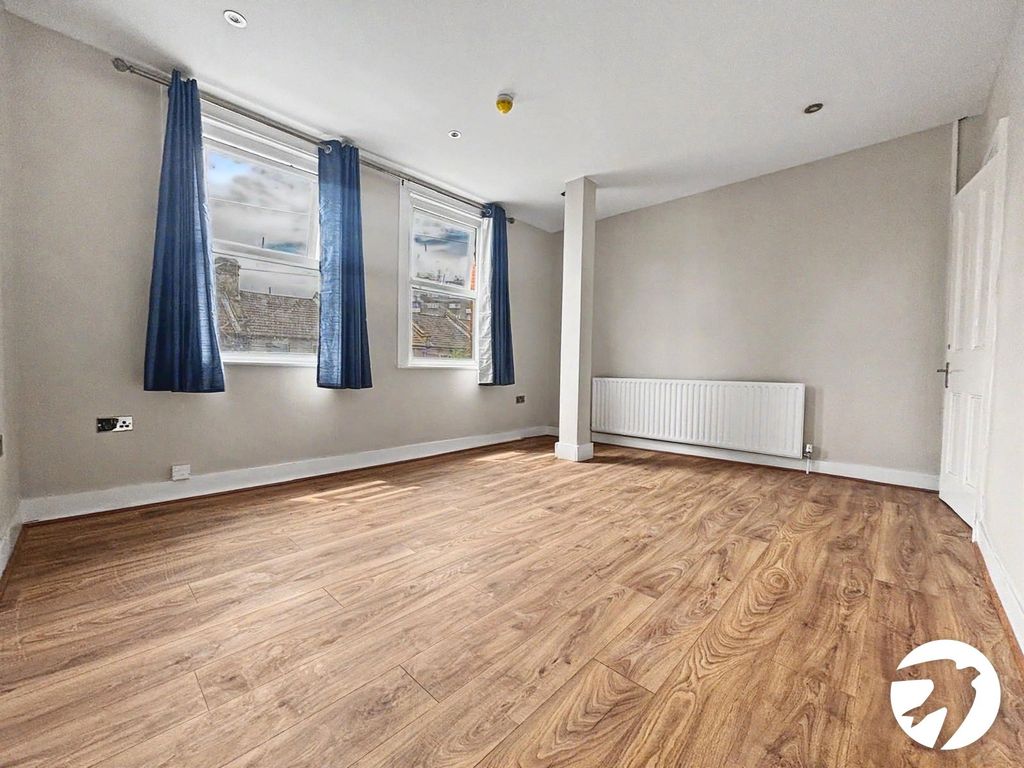 Property photo 1 of 10 Picture No. 09
