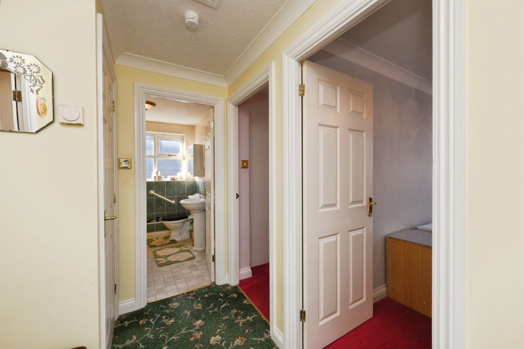 Property photo 2 of 19