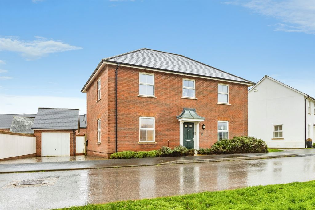 Property photo 1 of 26