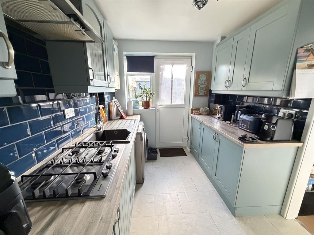 Property photo 3 of 19 Img_2056.Jpeg