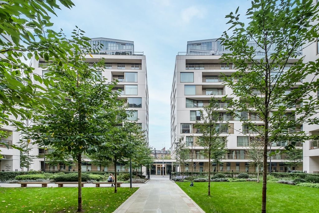 Property photo 3 of 12 Sperrin-House-01