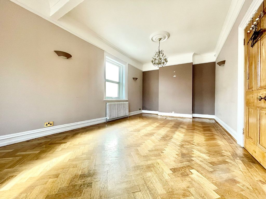Property photo 3 of 20 Picture No. 21