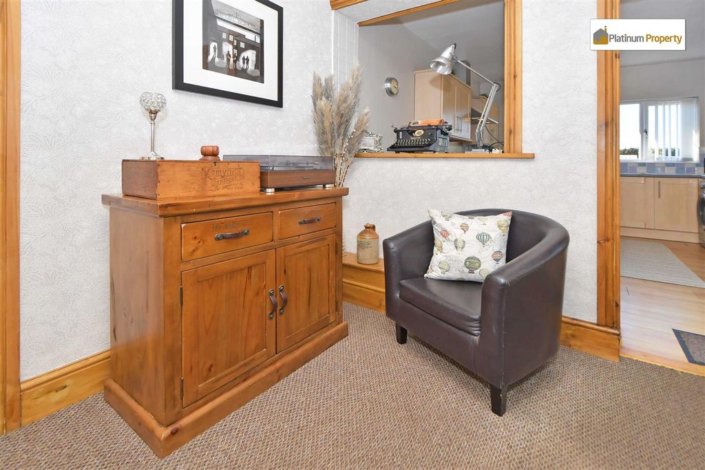 Property photo 2 of 24 Rah_7884.Jpg