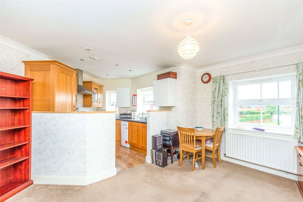 Property photo 2 of 10 Picture No. 02