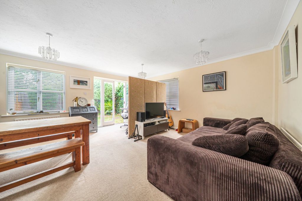 Property photo 2 of 12 Picture No. 09