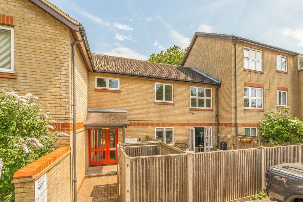 Property photo 1 of 7