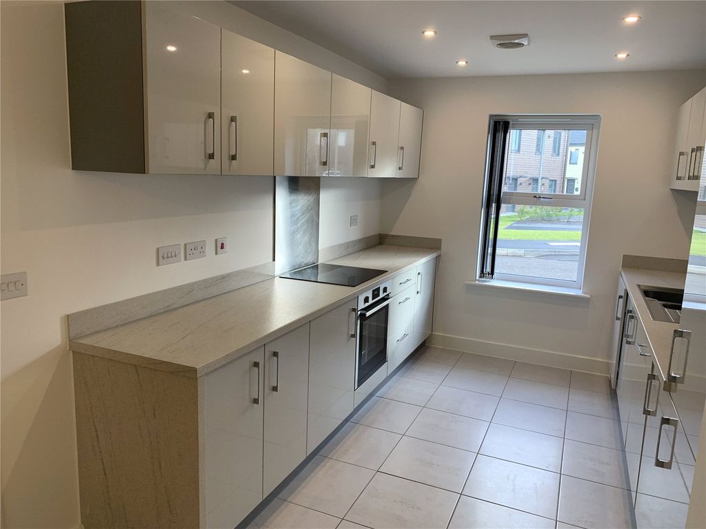 Property photo 2 of 19 Picture No. 07