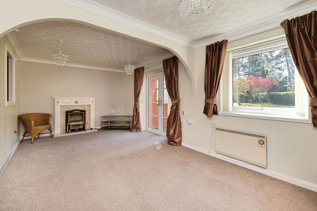 Property photo 2 of 10 Pbox-Img.Jpg