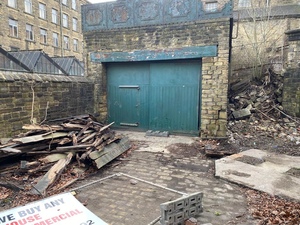 Property photo 2 of 4