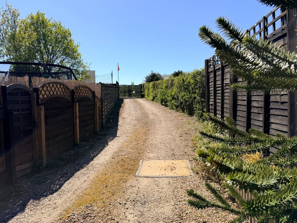 Additional image 4 of Land for saleThe Shires, Old Bedford Road, Luton LU2