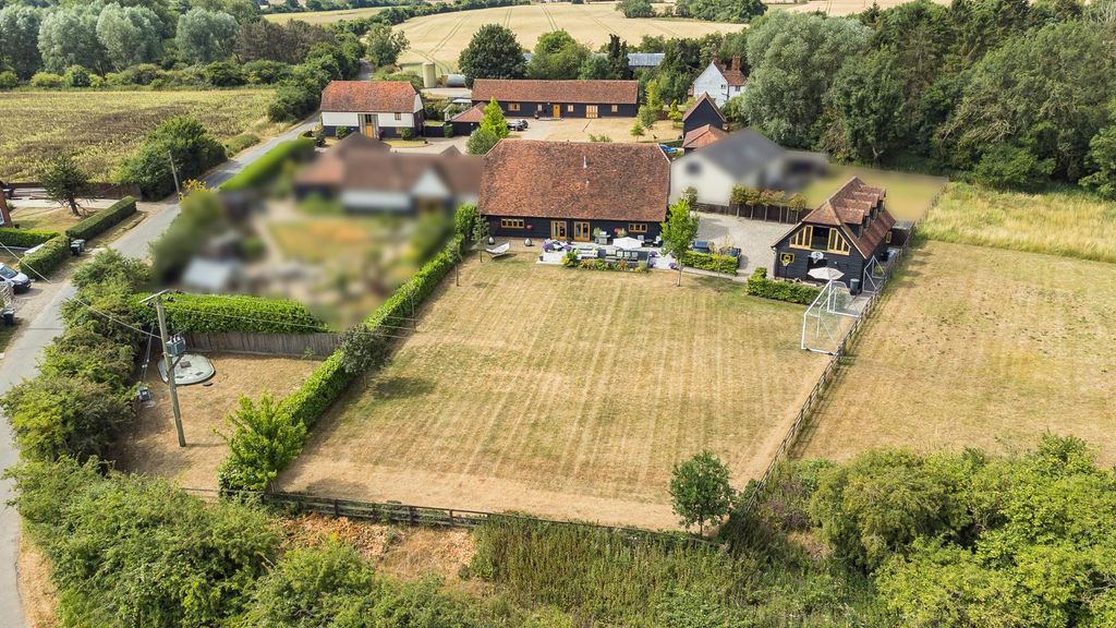 Property photo 2 of 41 Drone
