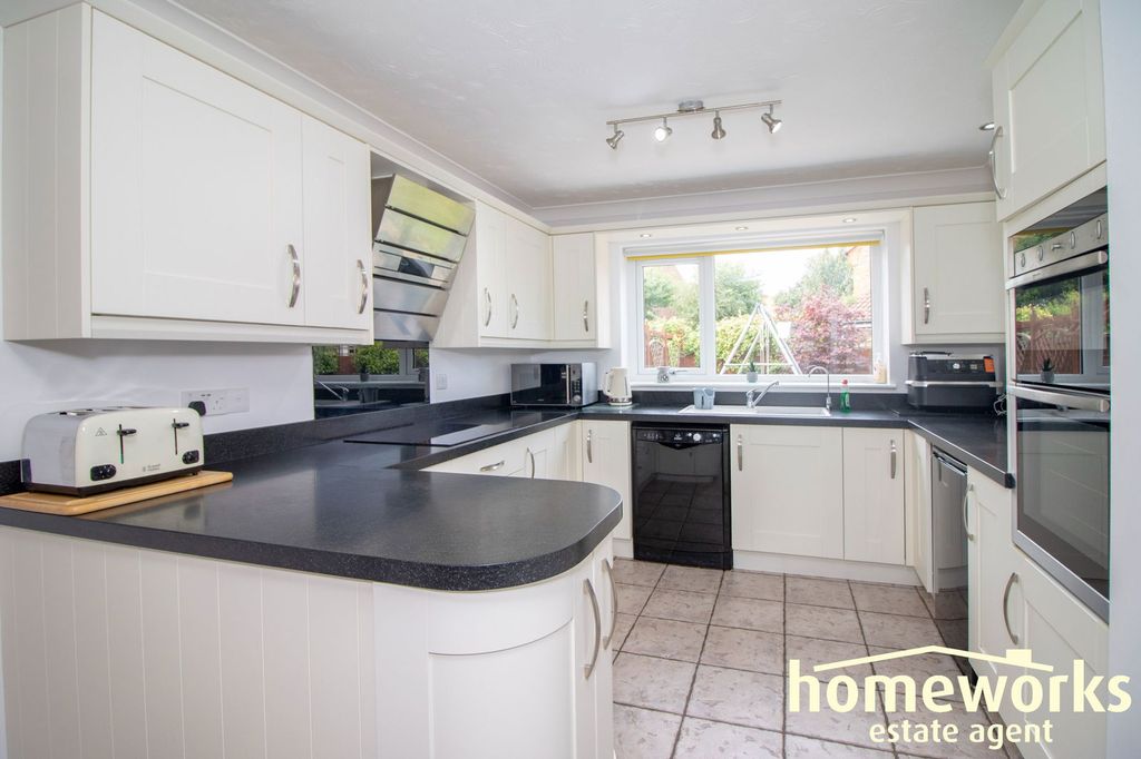 Additional image 9 of 4 bed detached house for saleGreenfields Road, Dereham NR20