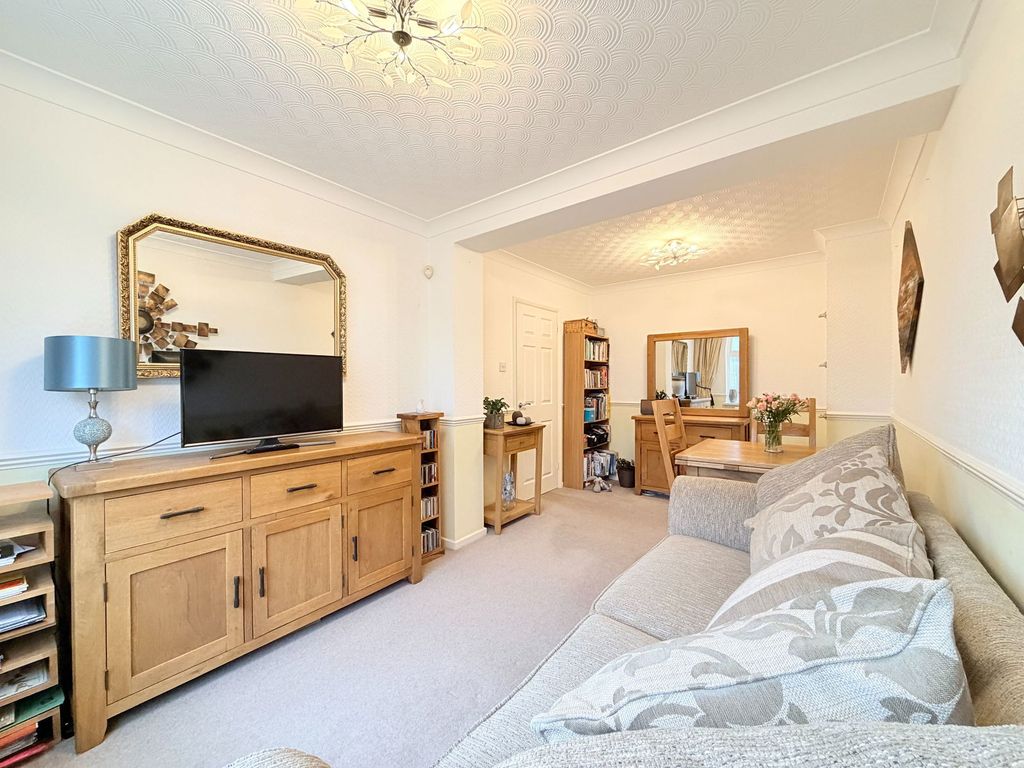 Property photo 2 of 22