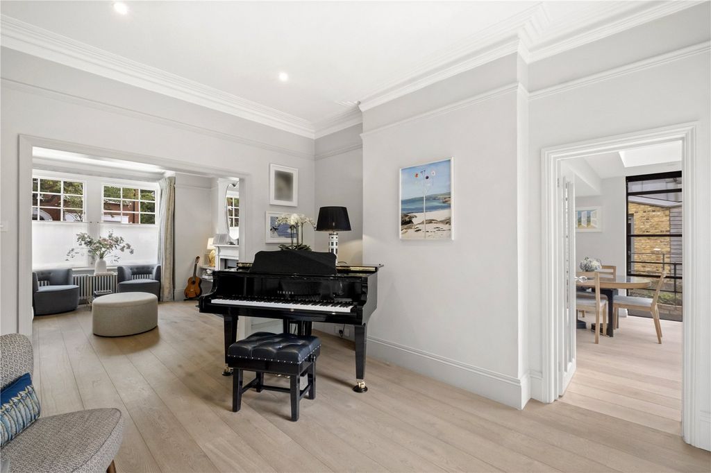Property photo 3 of 16 Reception Room