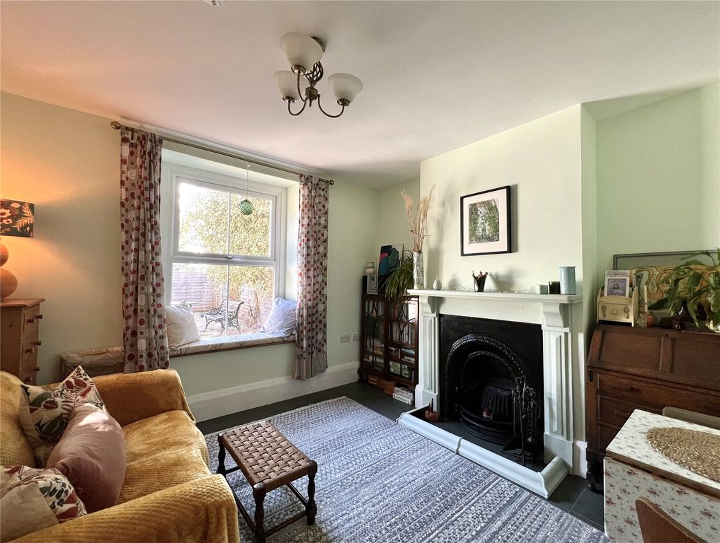 Property photo 2 of 14 Picture No. 03