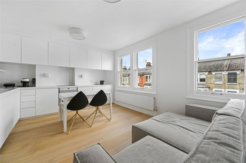 Property photo 1 of 10 Picture No. 22