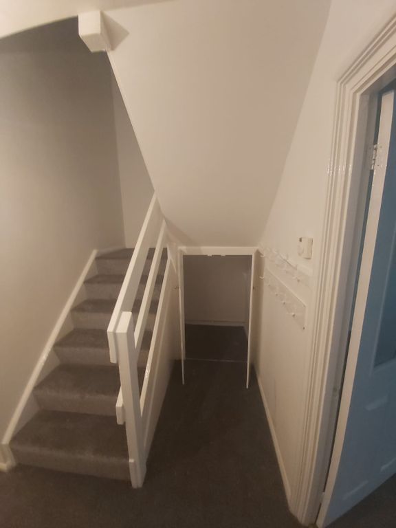 Property photo 2 of 34