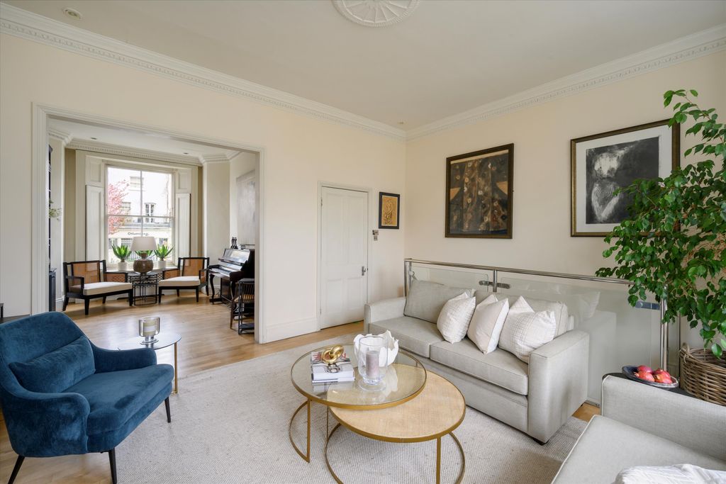 Property photo 3 of 17 Image