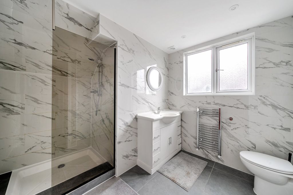 Property photo 3 of 5 Picture No. 08