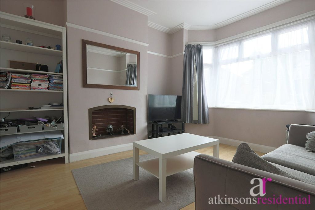 Property photo 2 of 23 Picture No. 33