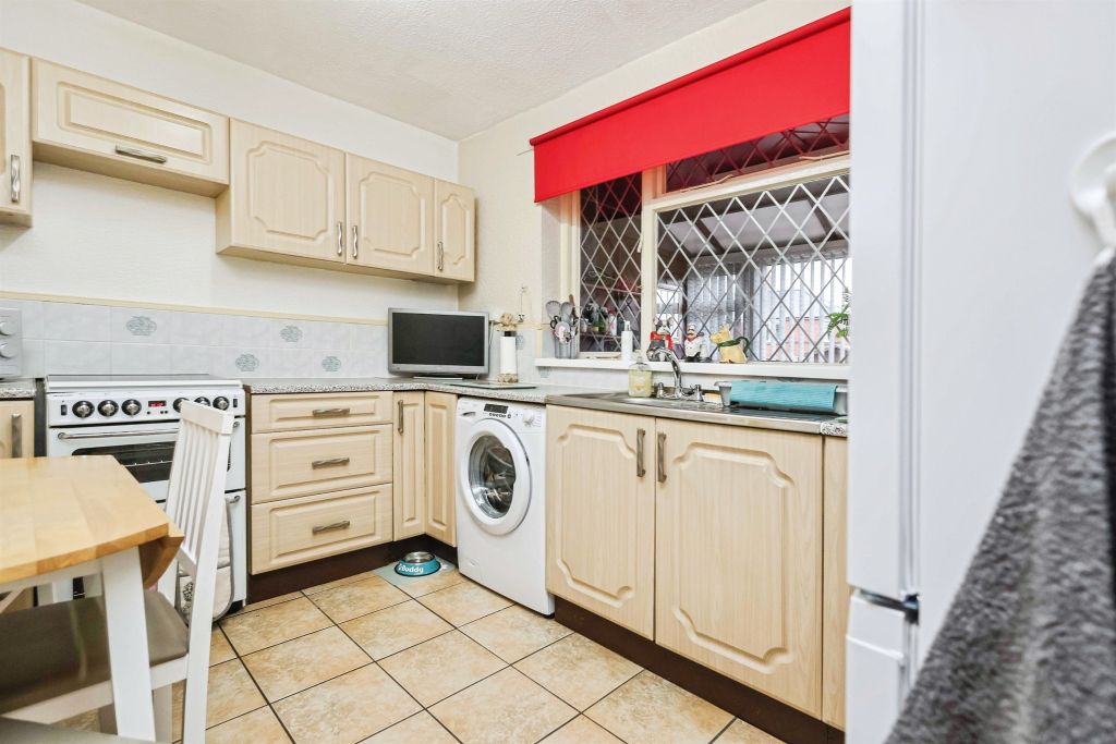 Property photo 3 of 17