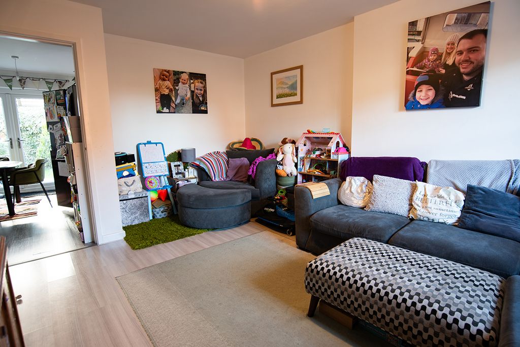 Property photo 3 of 16