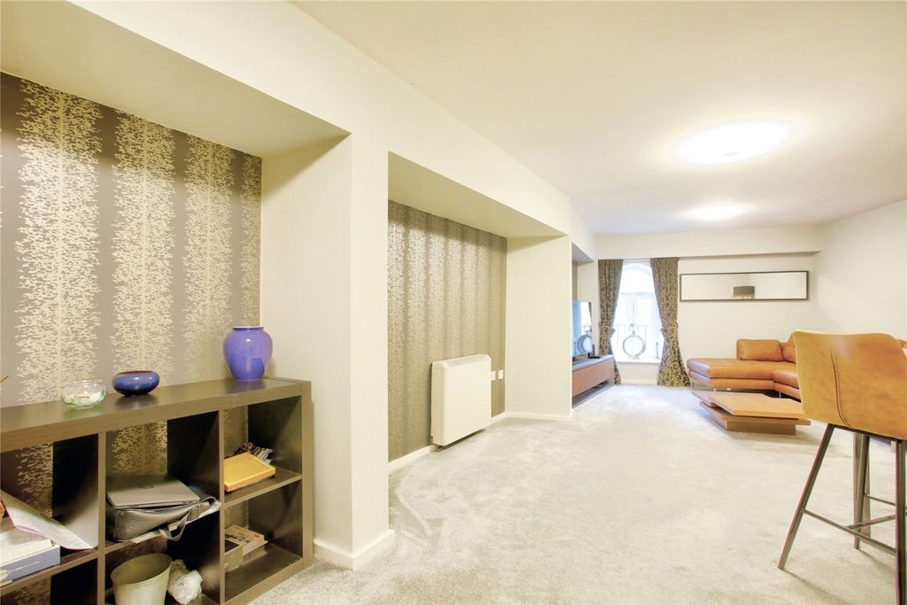 Property photo 1 of 15 Picture No. 06