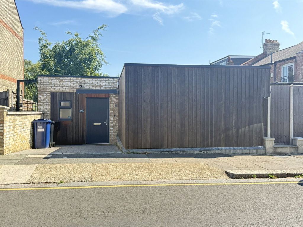 Property photo 1 of 11 Picture No. 22