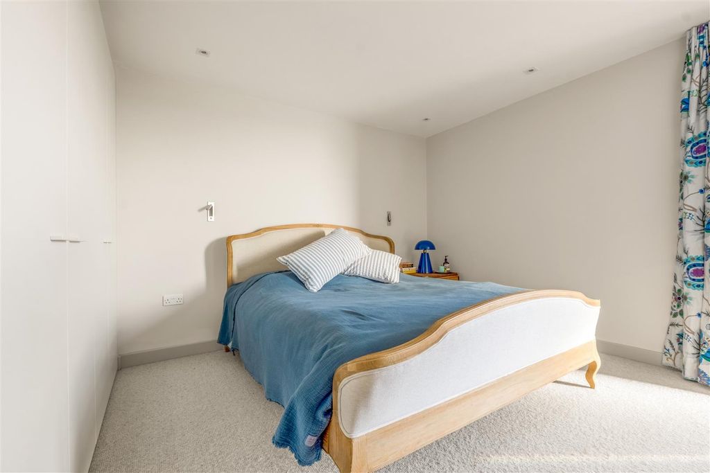 Additional image 26 of 3 bed flat to rentPalmeira Avenue, Hove BN3